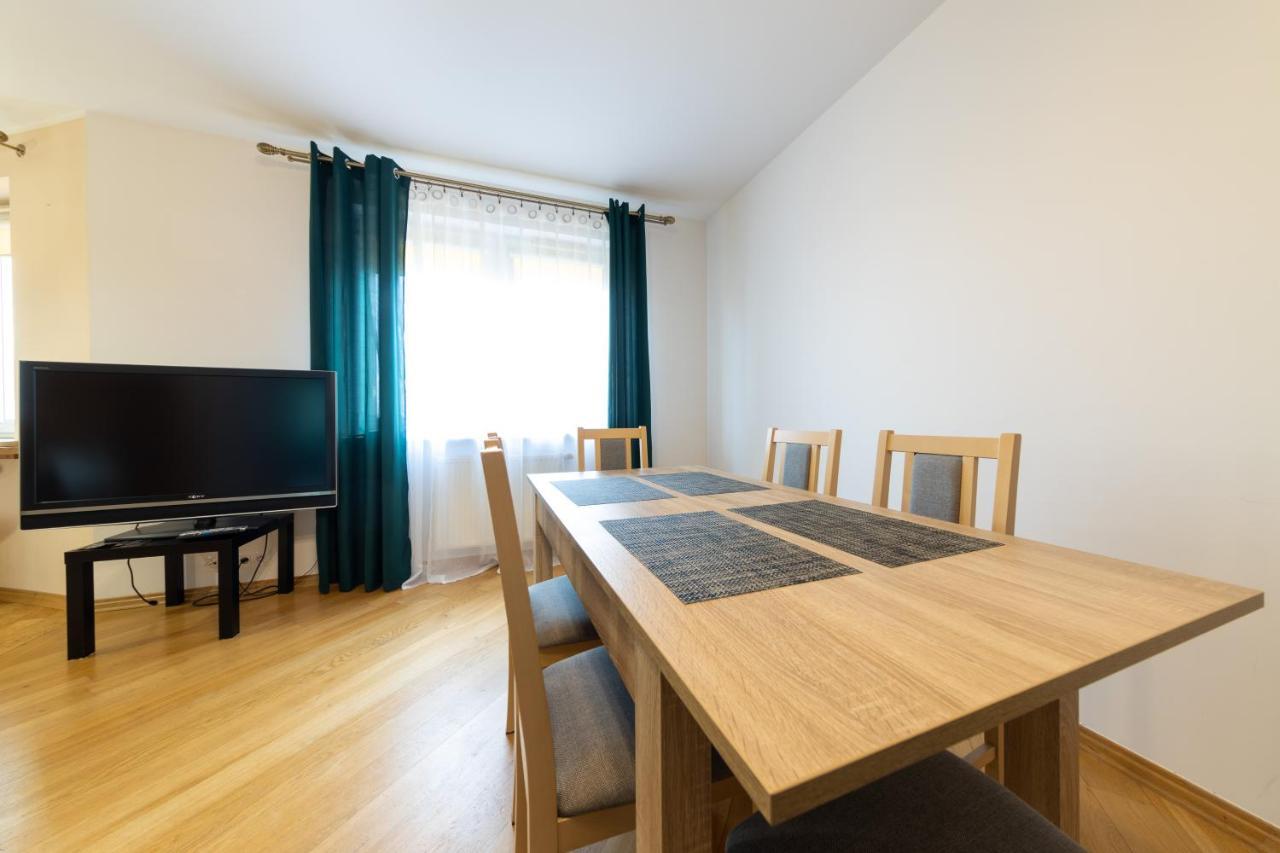 Apartament Z 3 Sypialniami ビャウィストク エクステリア 写真